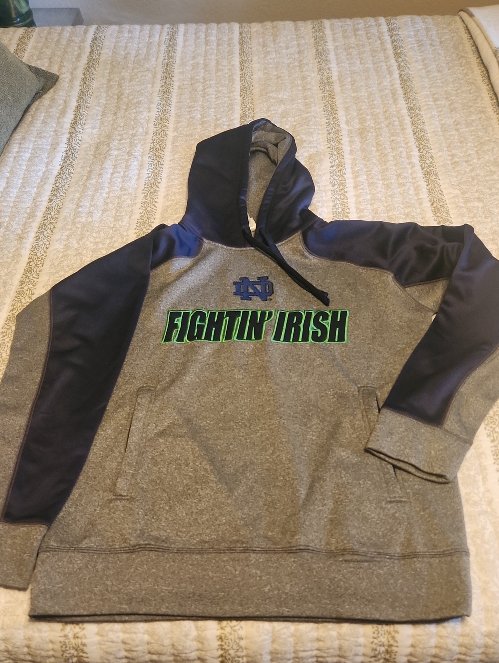 Knights Apparel Gray and Navy 'Fightin' Irish' Hooded Sweatshirt